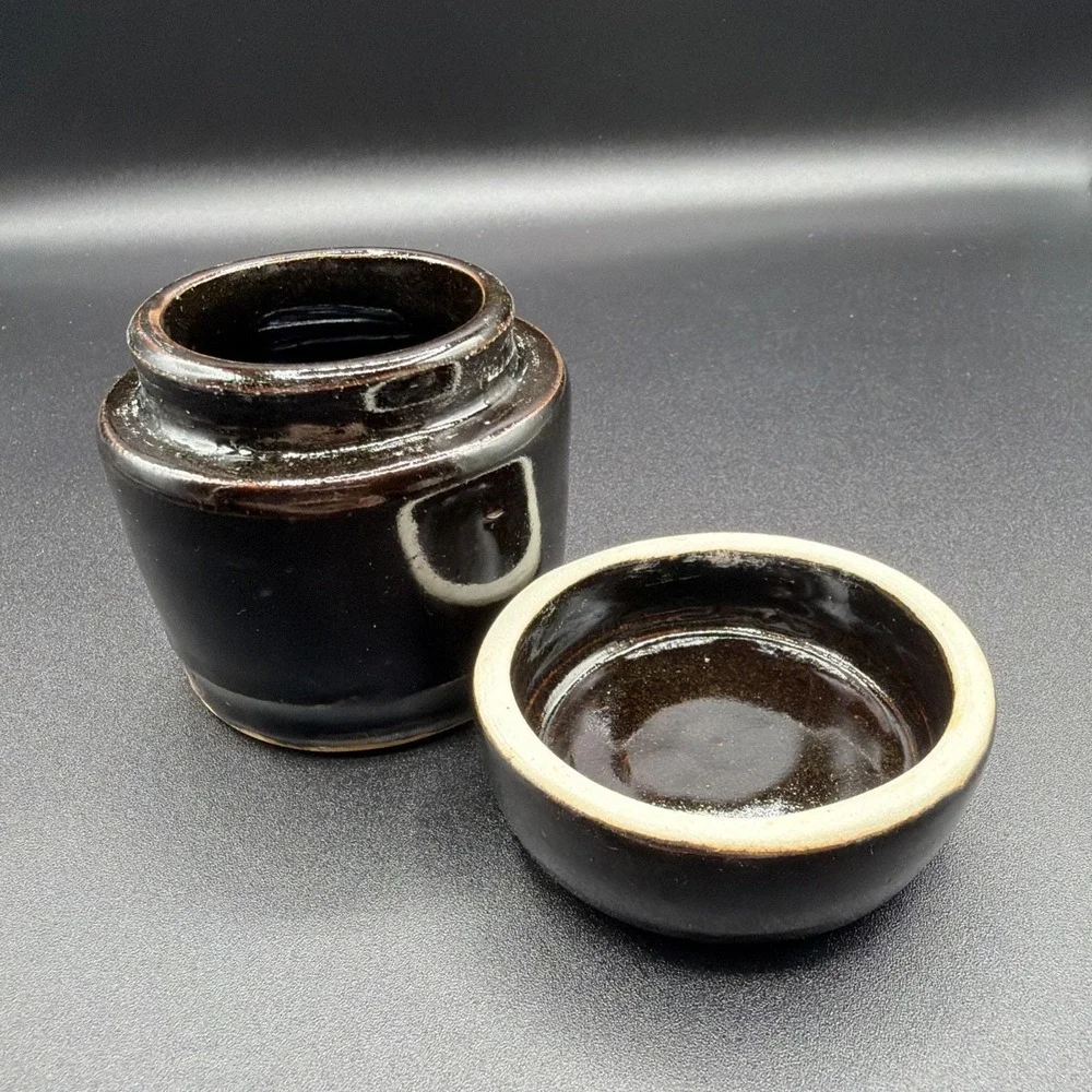 Studio Pottery Lidded Jar 3 1/2 In Canister Earth Tone Signed Larry Lass